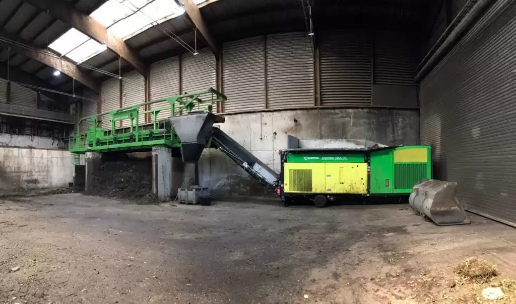 Holz-und-Grüngutschredder_CRAMBO_Komptech_GETAG_in-Anlage-integriert-e1589972933553