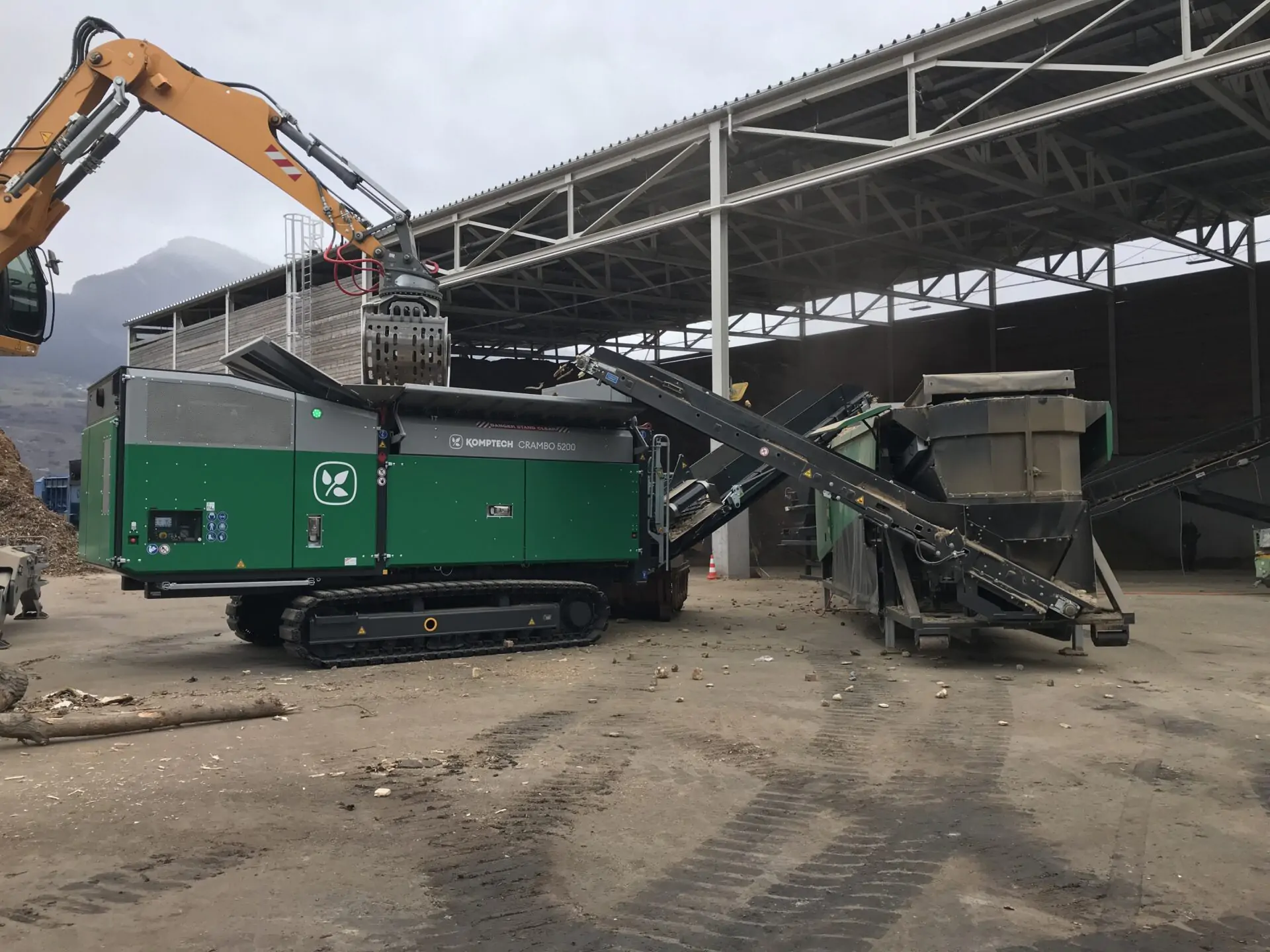 EcoBois_Komptech_CRAMBO 5200D_Track_447261_ Multistar MS One_1