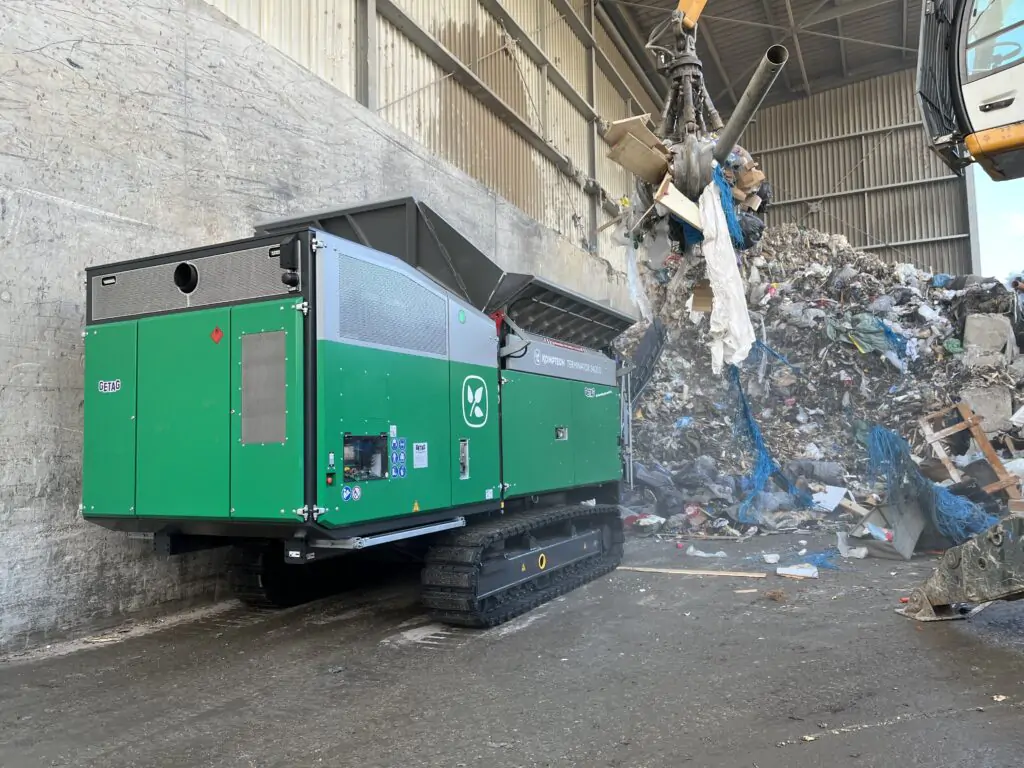 Komptech_TERMINATOR 3400 SD_Track_Input Material_Birchler